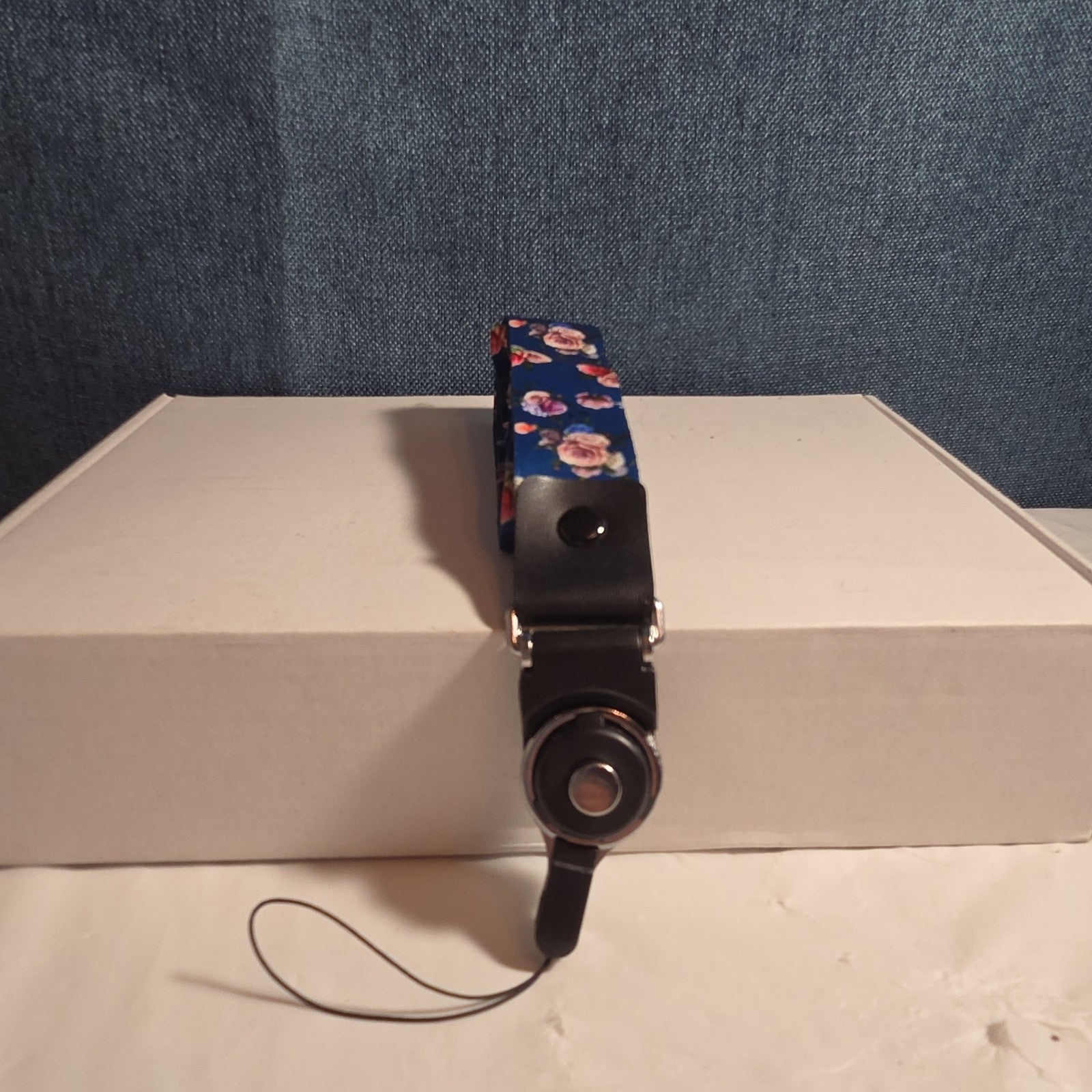 Blue Floral Phone Lanyard Quick Release Detachable Strap Loop