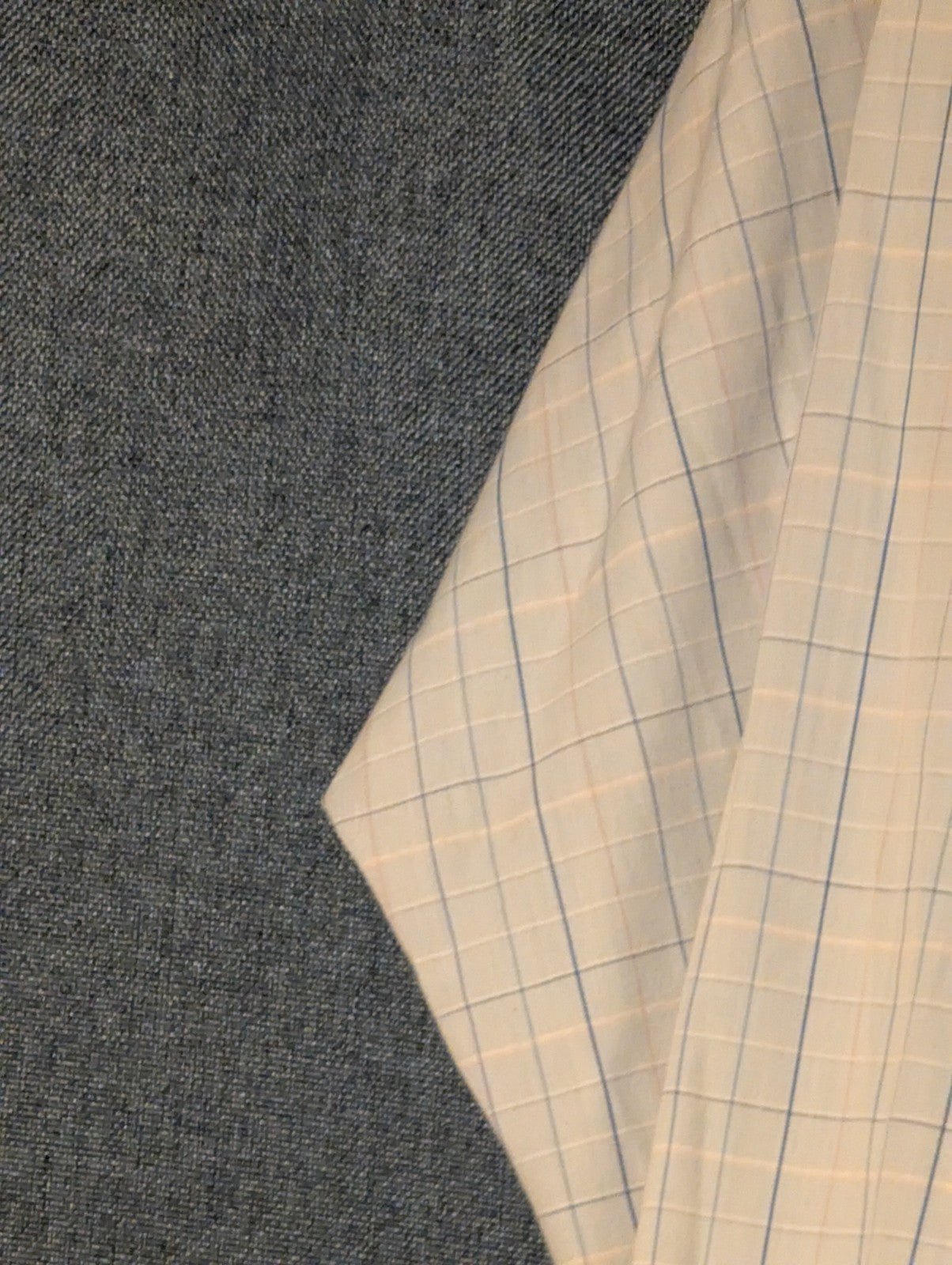 Van Heusen Wrinkle Free Broadcloth Dress Shirt Men's 16 (34/35) Light Blue Plaid