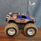 Hot Wheels Monster Jam Bounty Hunter Mud Treads Diecast 2012
