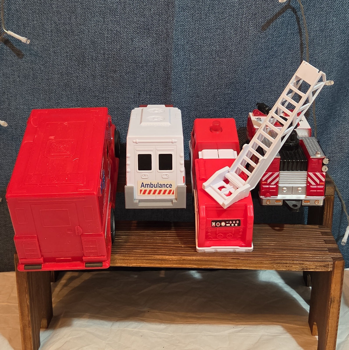 Unbranded Fire Rescue Ambulance Truck Lot 5 Plastic Toy Vehicles