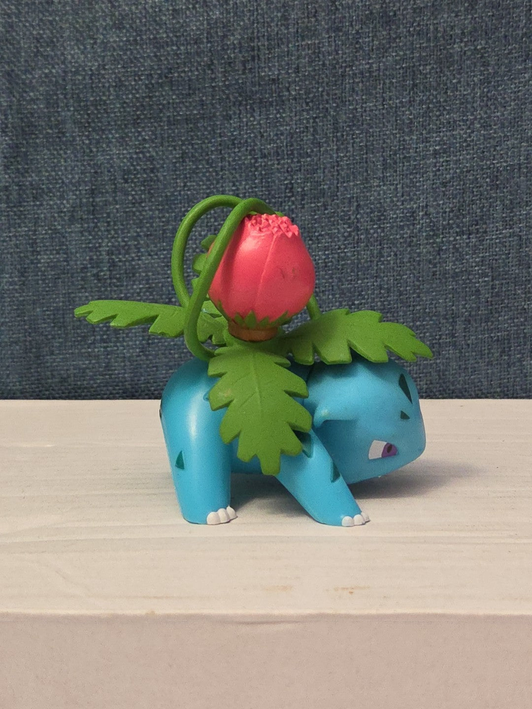 Nintendo Pokemon IVYSAUR 2.5" Vinyl Figure PVC 2015 Tomy Toy Kanto Collectible