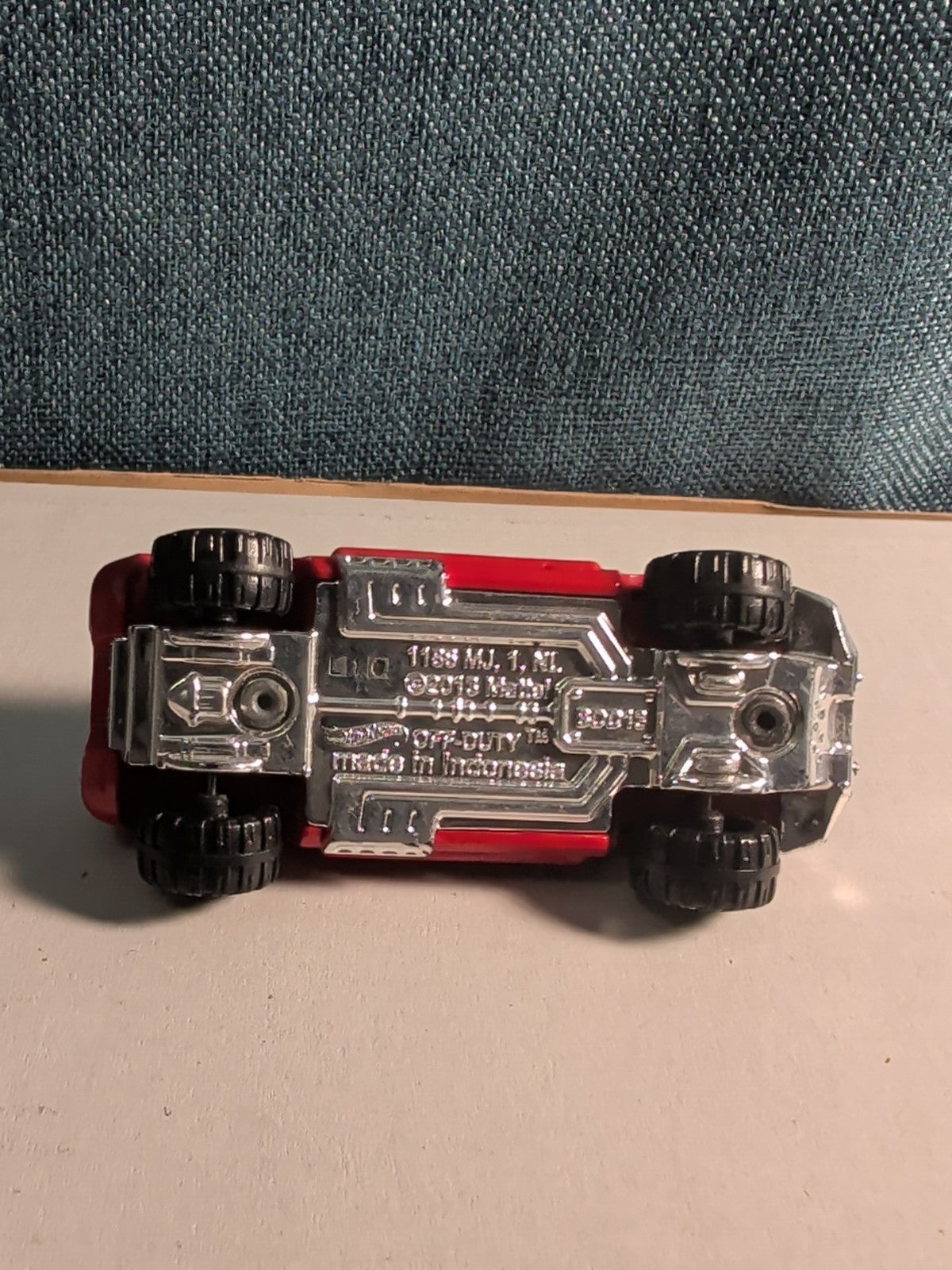 Hot Wheels Off-Duty Truck | Graffiti Removal Service | 2016 HW City Works |