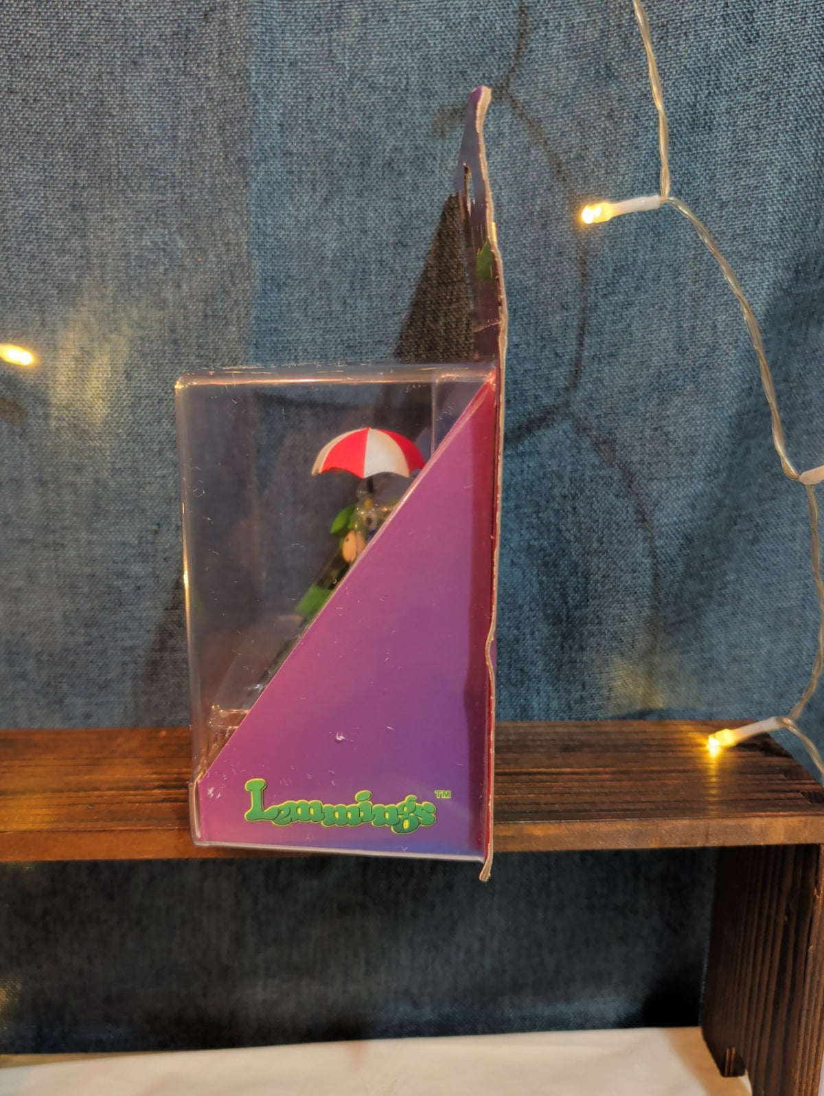 Totaku #17 Umbrella Lemming Figure Sony PlayStation Retro Gaming NIB