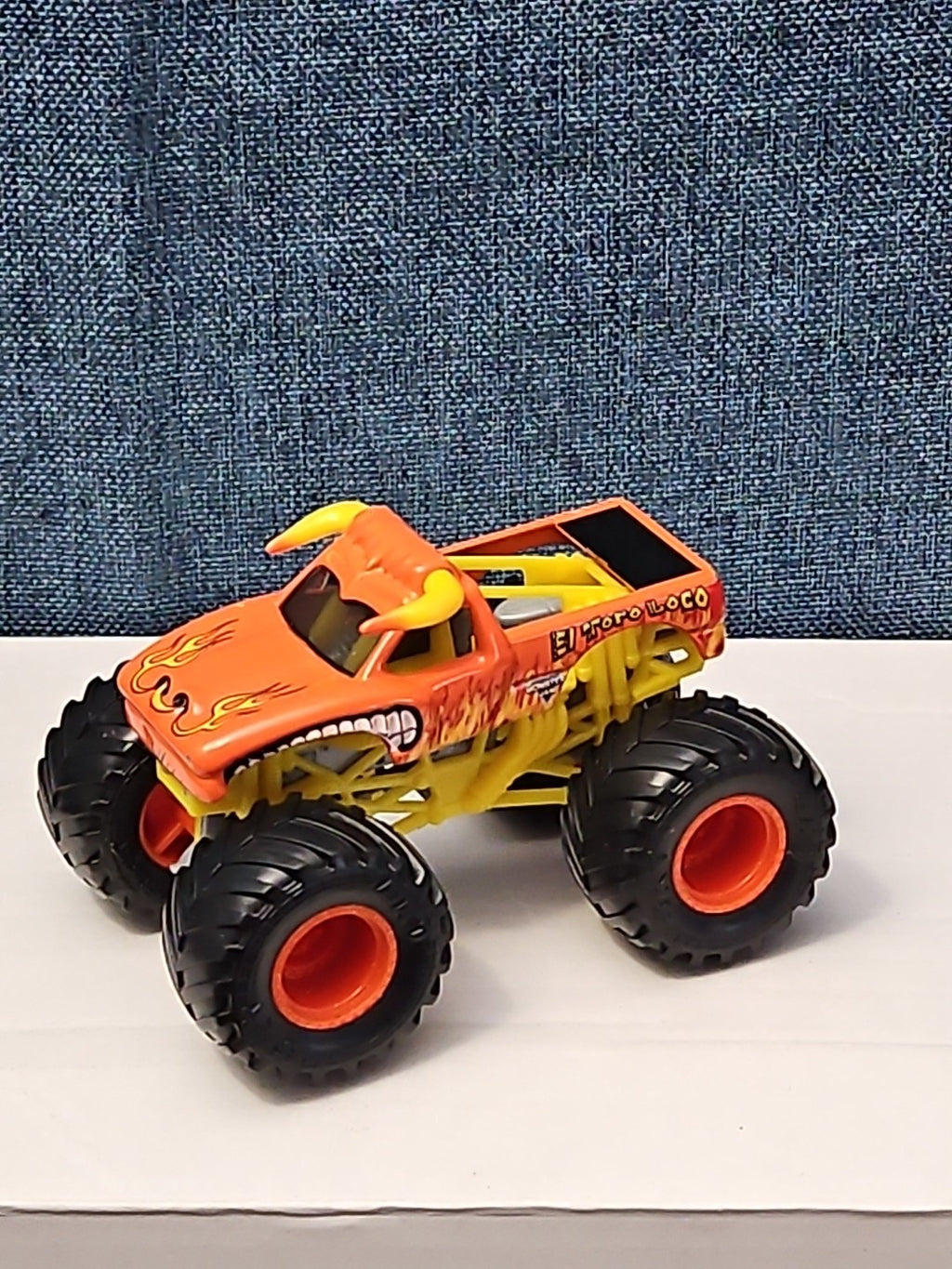 Hot Wheels El Toro Loco Monster Truck | Orange Crazy Bull | 1:64 Scale