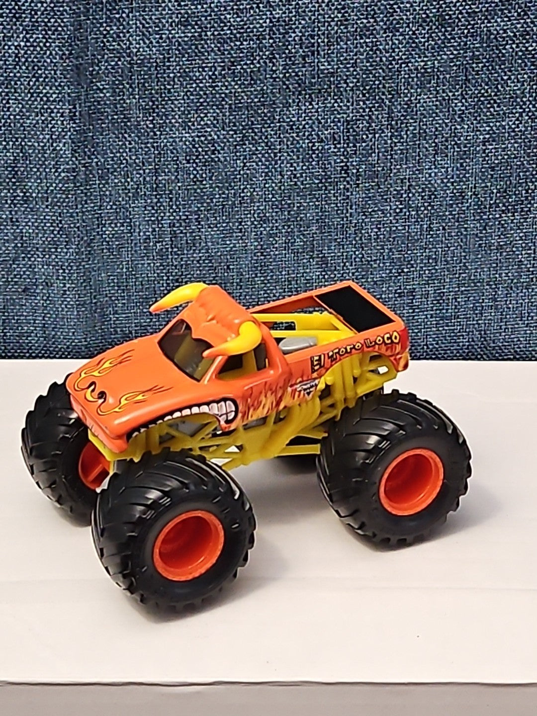 Hot Wheels El Toro Loco Monster Truck | Orange Crazy Bull | 1:64 Scale