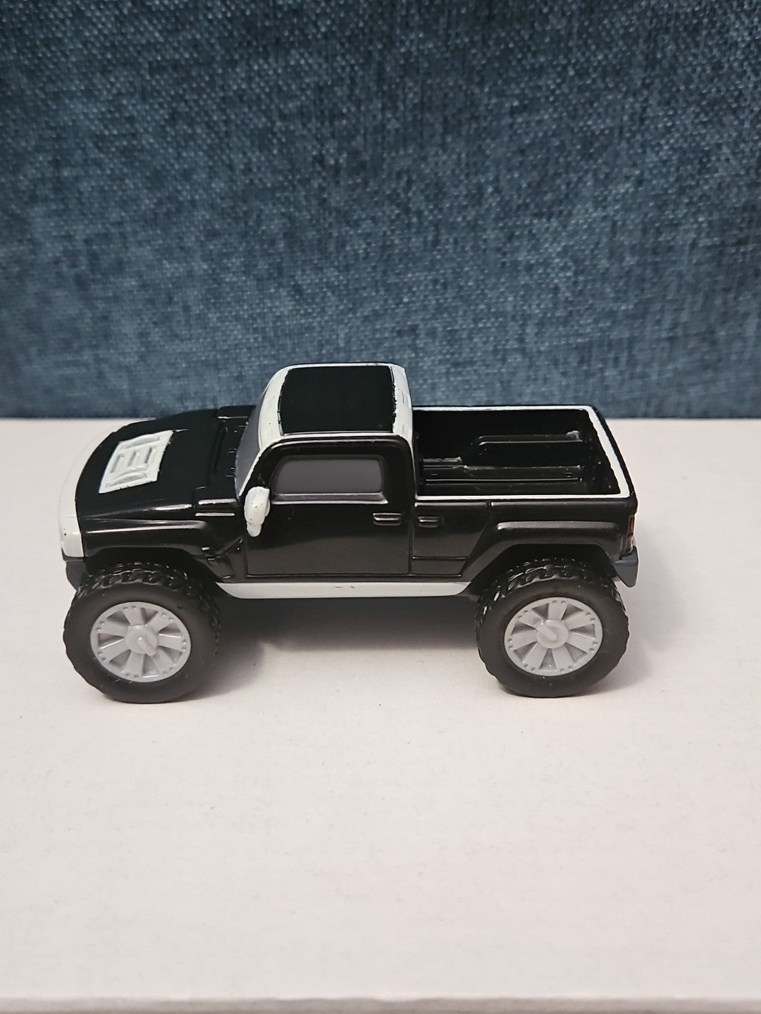 McDonald's Hummer H3T Toy Truck | 2006 Happy Meal Friction Car | Black & White