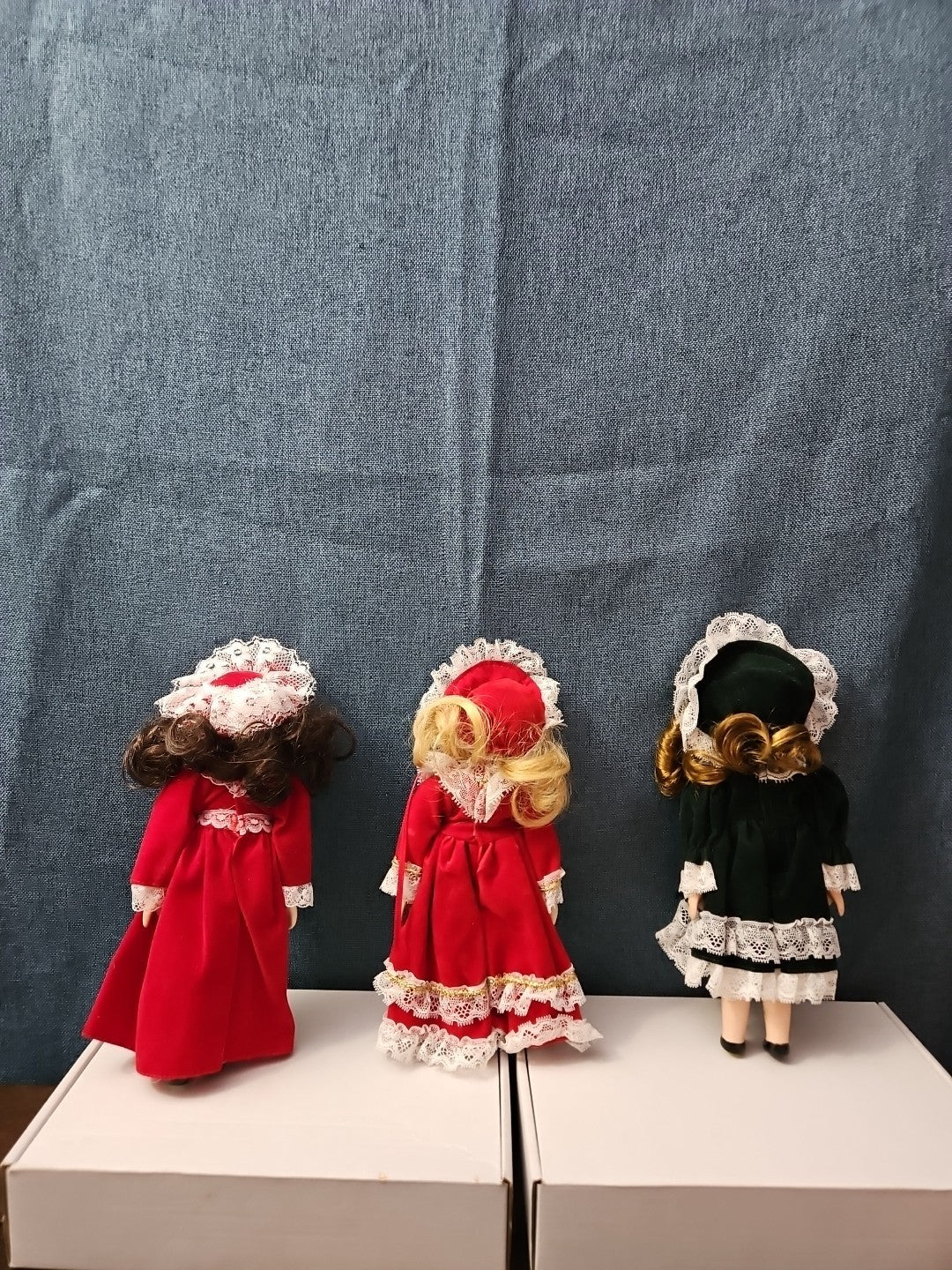 Set of 3 Vintage Porcelain Dolls | Red & Green Velvet | Christmas Carolers
