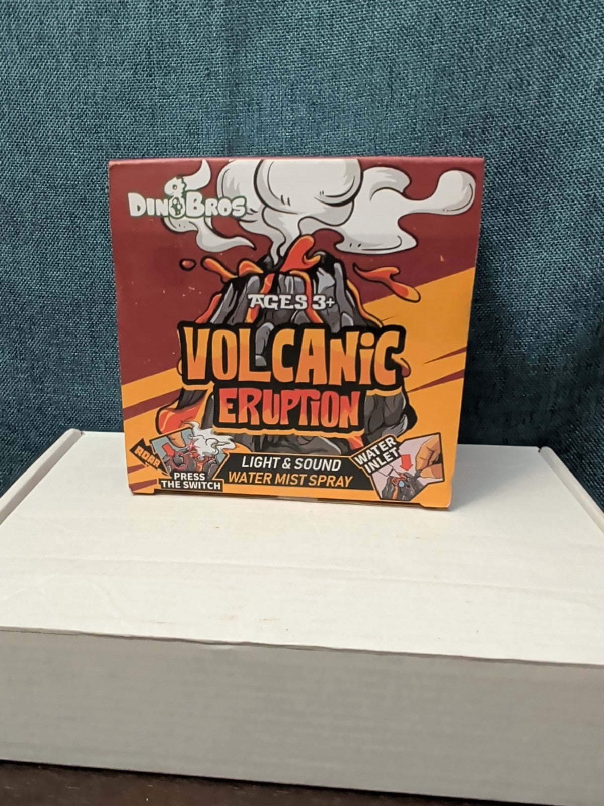 NEW DINOBROS Volcanic Eruption Toy | Mist-Spouting Volcano Kids Dinosaur Sound