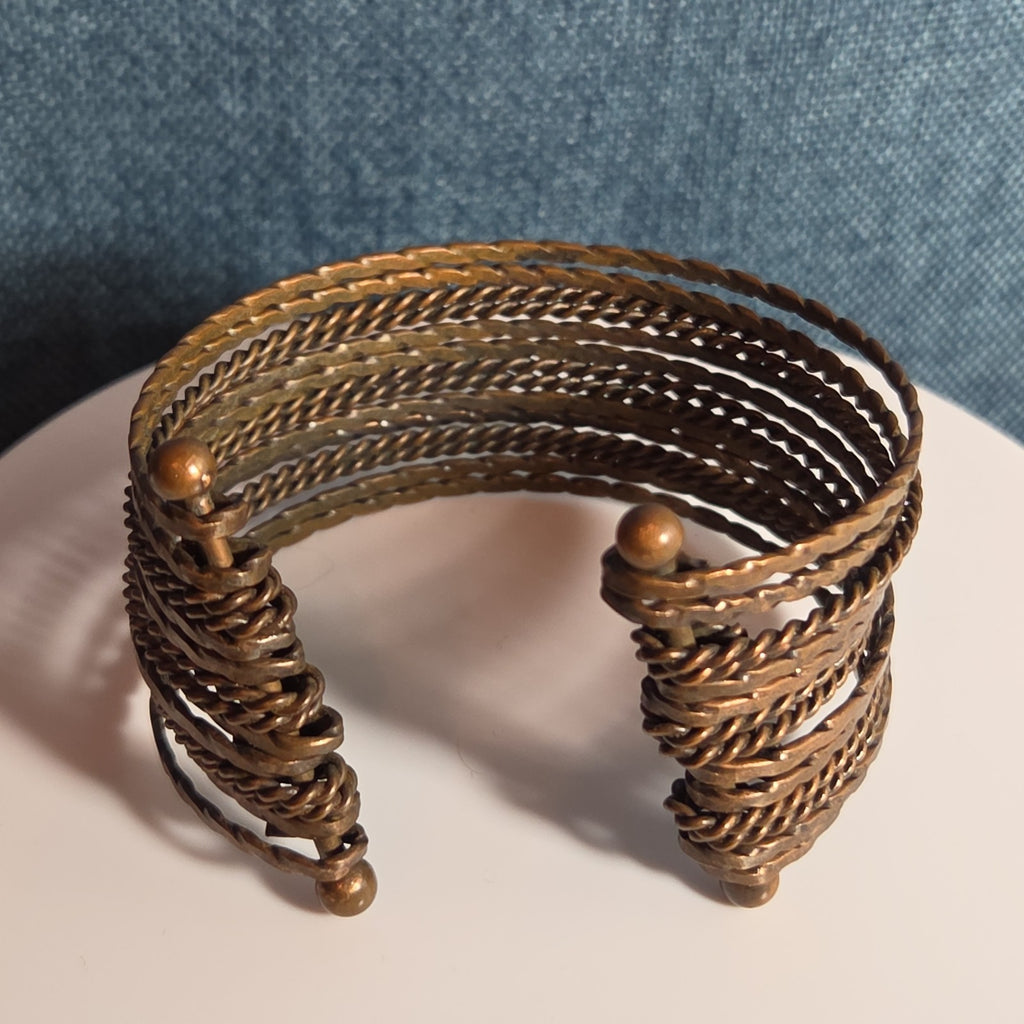 Brassy Color Dingle Hingled Bracelet Unmarked  14 Layers Dingle Together