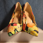 Liliana Fruit Print Pumps 8.5 Scalloped Stiletto Heels Watercolor Fruit Salad