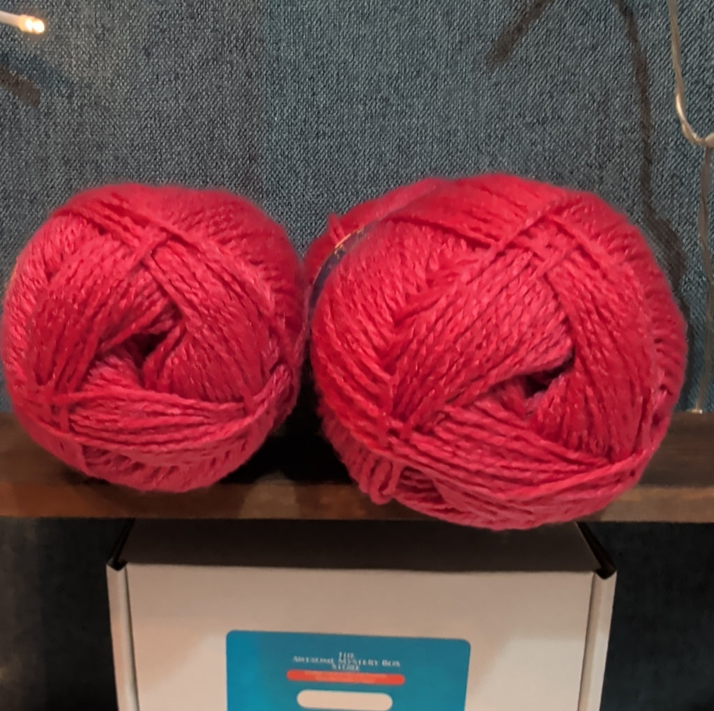 Herrschners Afghan Yarn Lot 2 Skeins 2 Ply  Grapefruit Acrylic 220 Yards Each