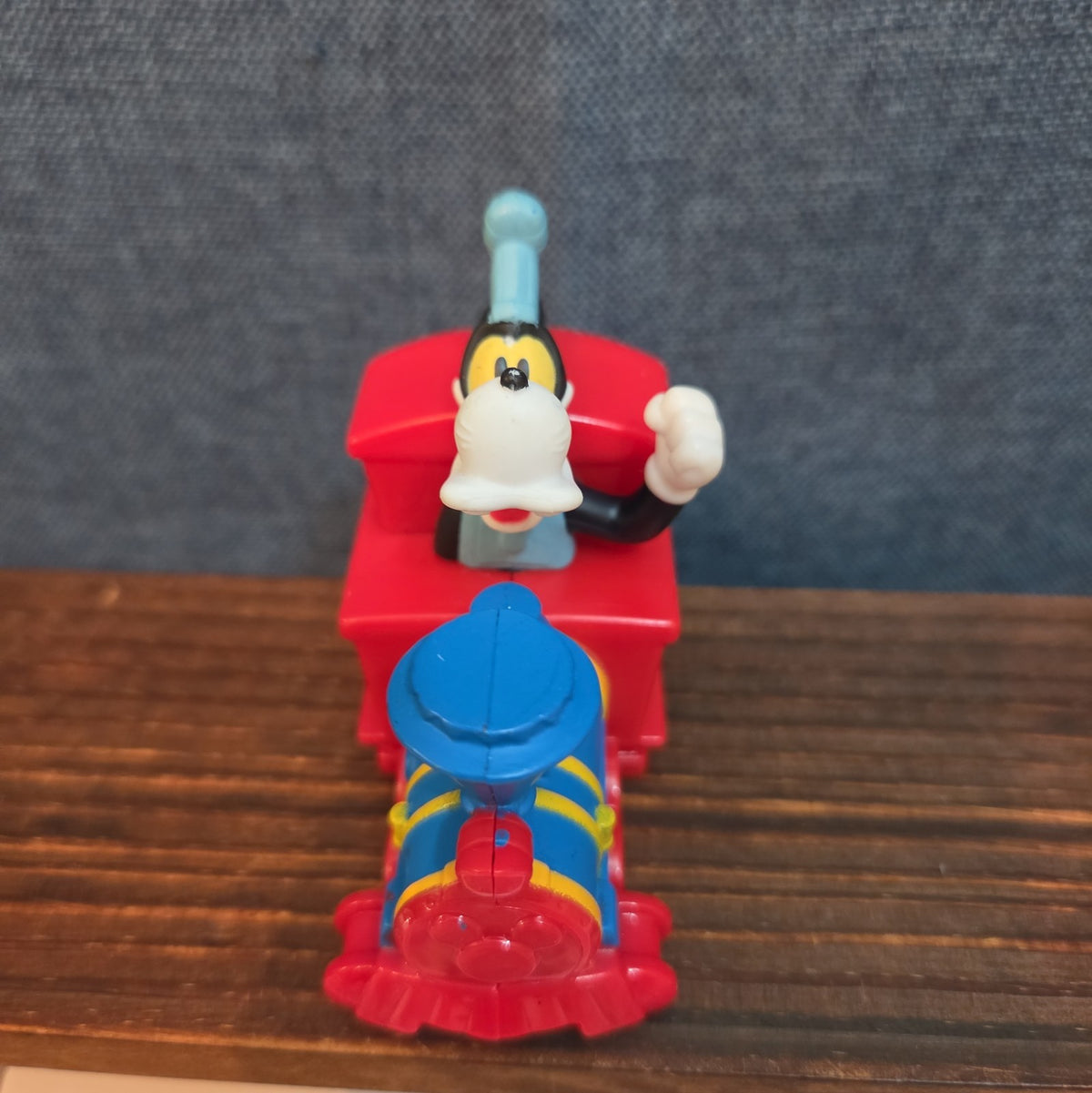 McDonalds Disney Runaway Railway Goofy Train Plastic 2020
