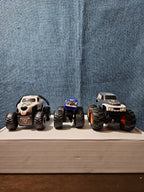 3-Piece Monster Truck Set | Hot Wheels Twin Mill & Howlin' Heat