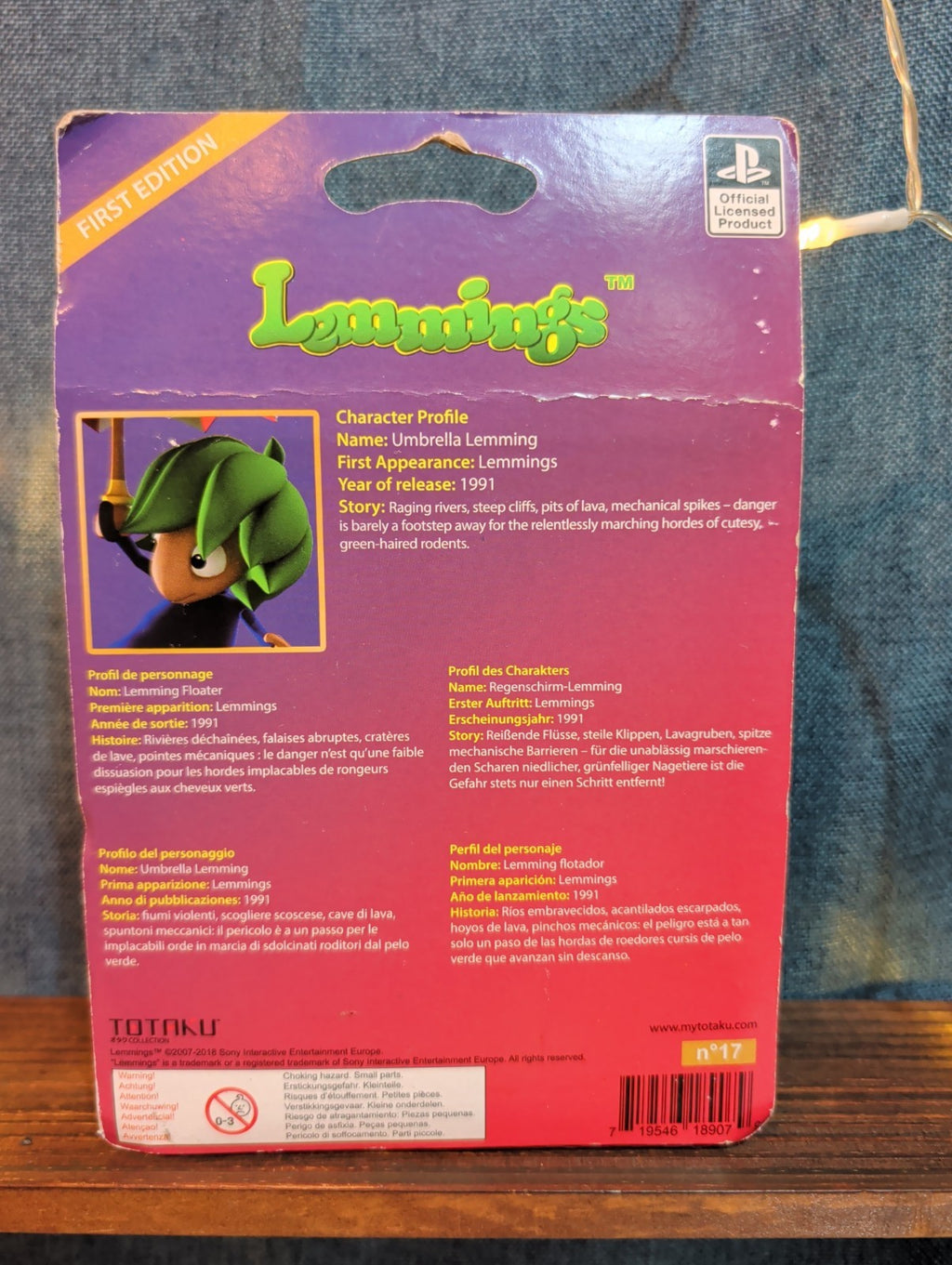 Totaku #17 Umbrella Lemming Figure Sony PlayStation Retro Gaming NIB