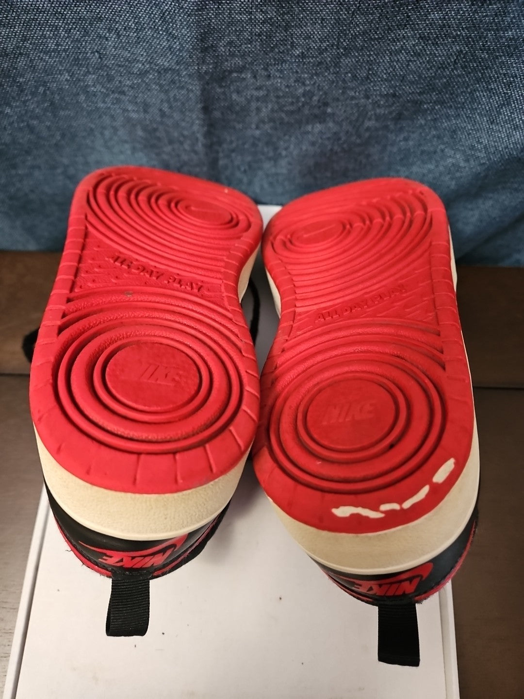 Nike Court Borough Mid 2 GS Bred Black University Red Size 6Y