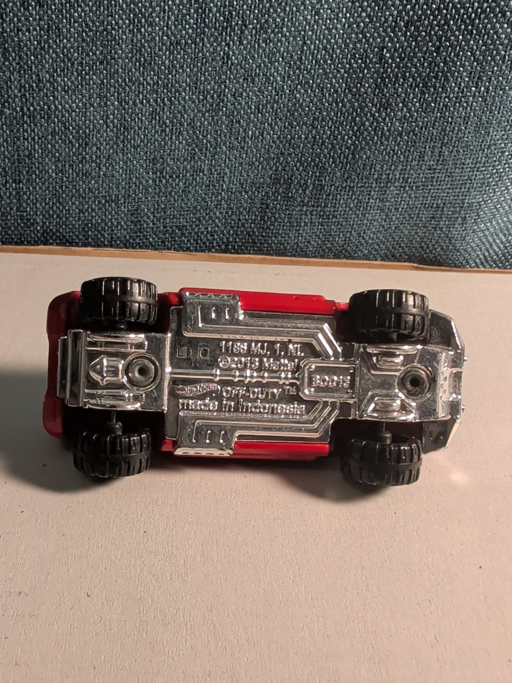 Hot Wheels Off-Duty Truck | Graffiti Removal Service | 2016 HW City Works |