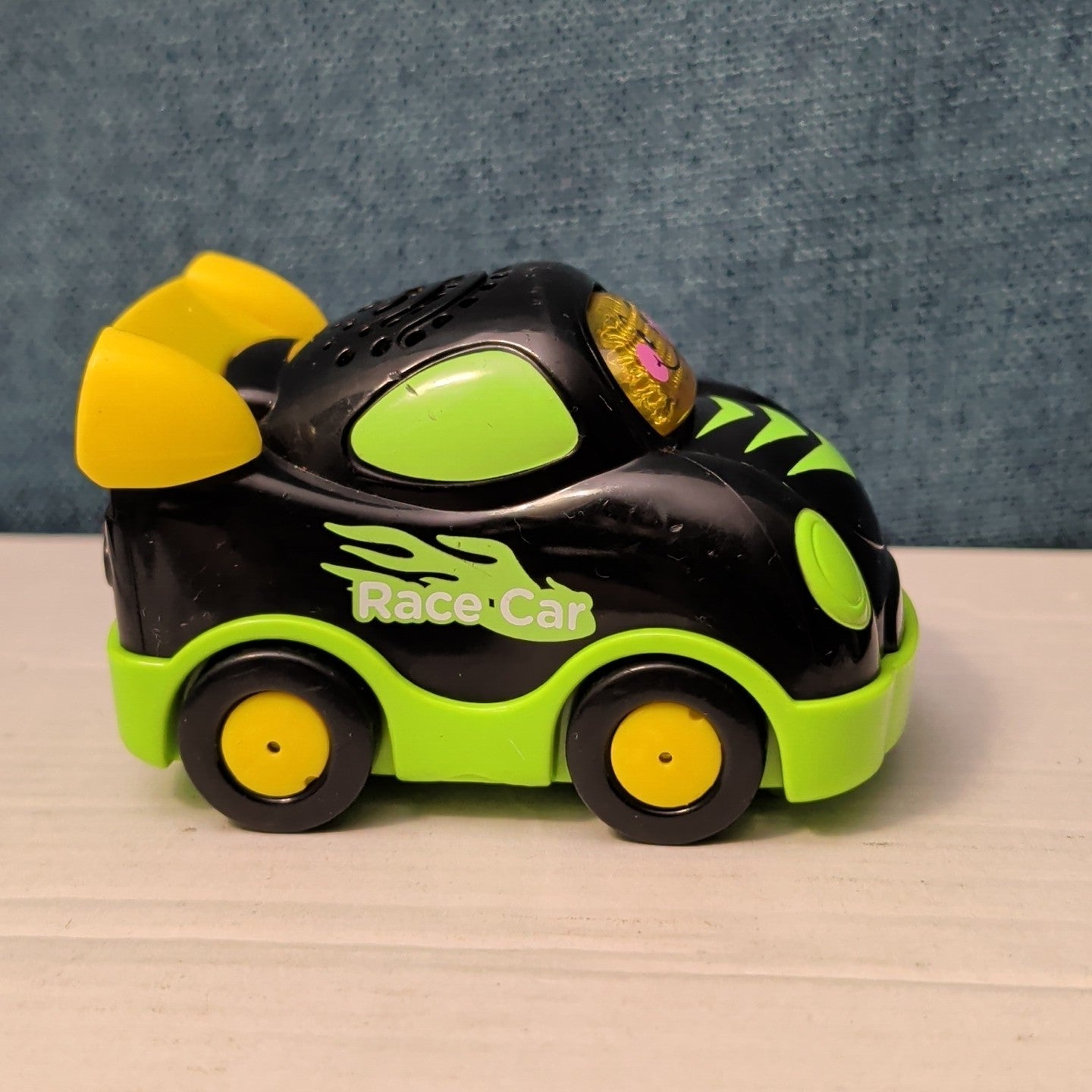 VTech Go! Go! Smart Wheels Race Car | Black & Green | Lights & Sounds SmartPoint