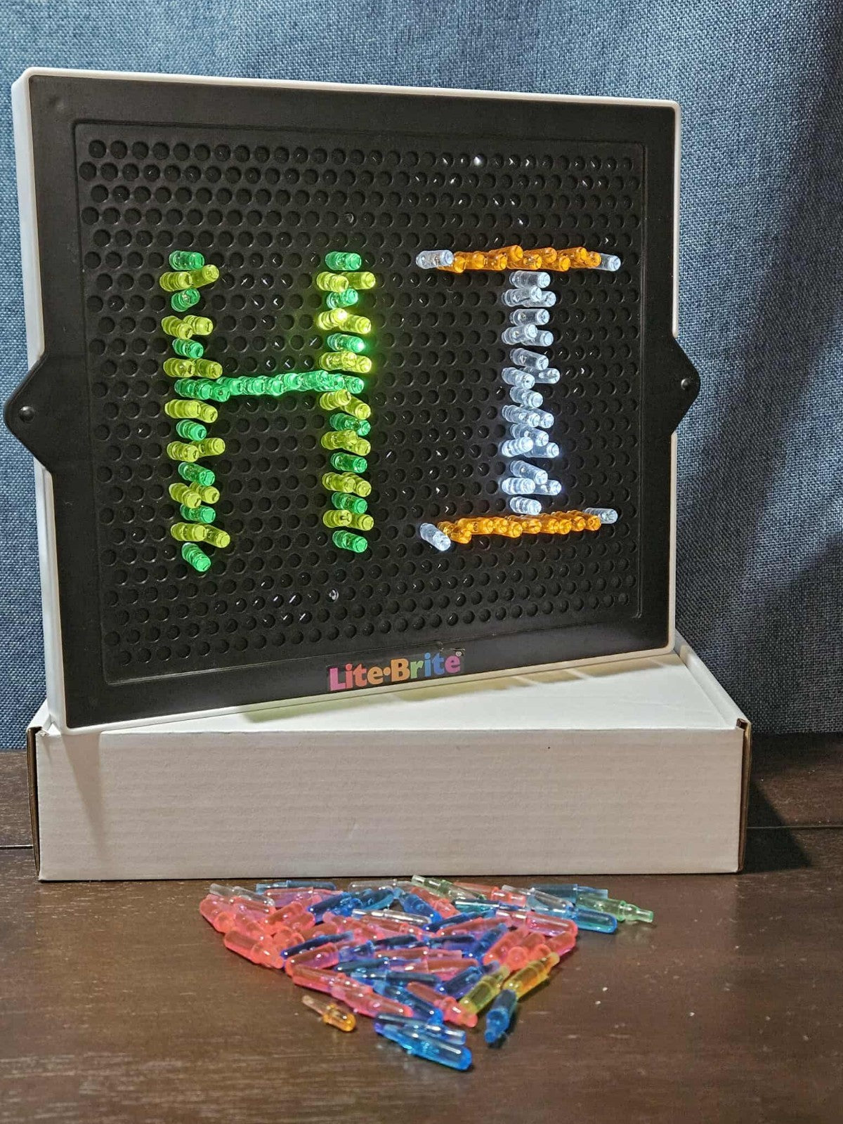Lite Brite Ultimate Classic Basic Fun | LED Light Up Toy | Retro Style Peg Art