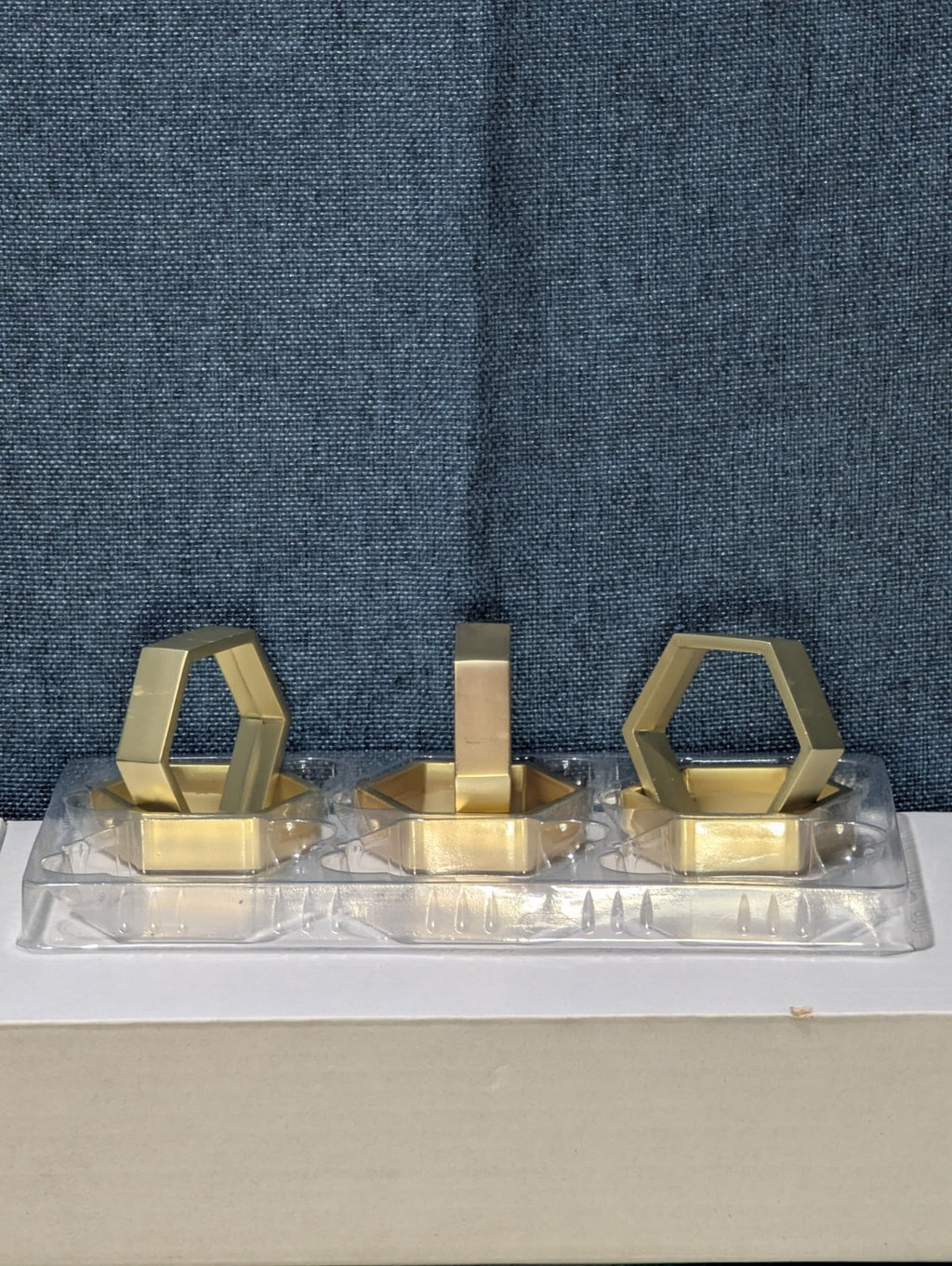 Set of 6 Modern Gold Hexagon Napkin Rings | Metal Geometric Table Decor | NEW