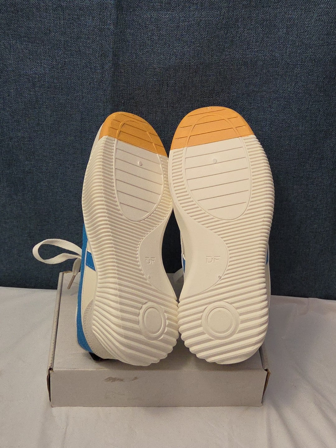 DeFlorance CLOUDEA 2.0 Orthopedic Sneakers | White Blue Women's Size 8 NEW