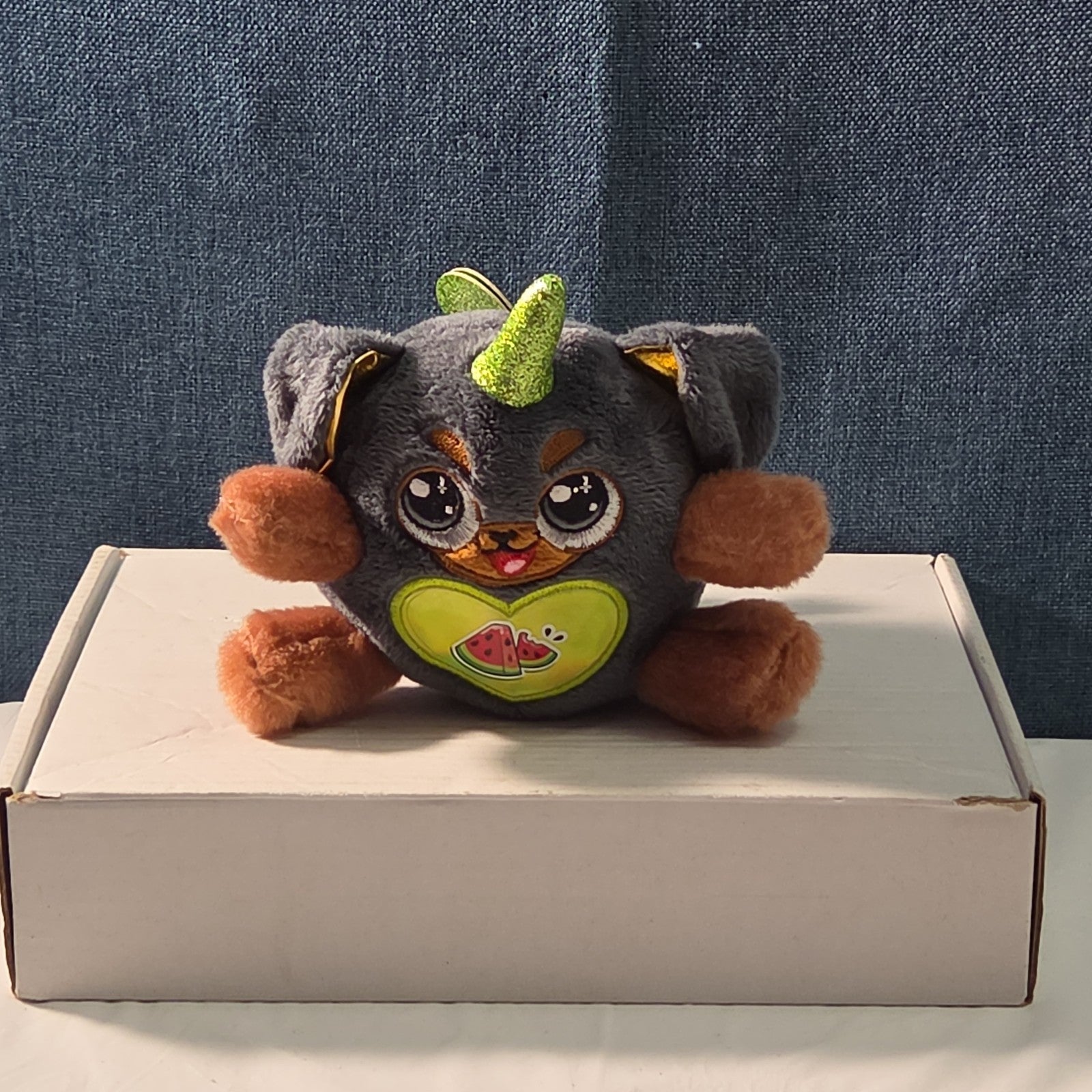 ZURU Rainbocorn Sparkle Heart 4" Plush Gigi Rottweiler Watermelon