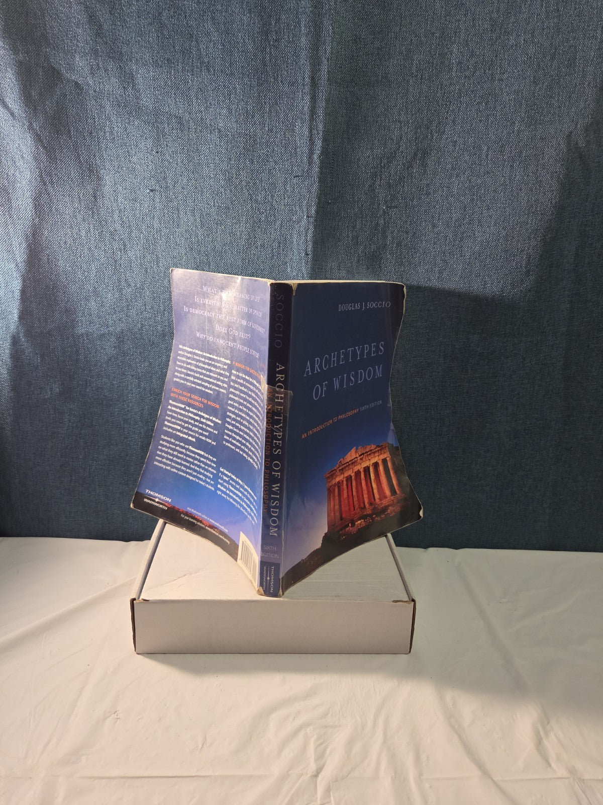 ARCHETYPES OF WISDOM: AN INTRODUCTION TO PHILOSOPHY By Douglas J. Soccio