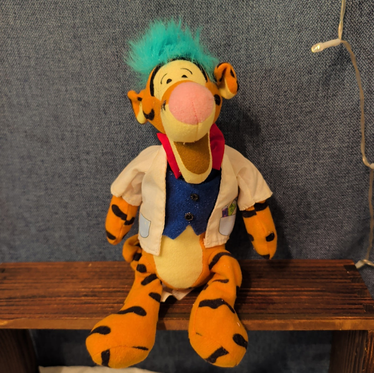 Disney Tigger Plush Lot Angel Mardi Gras Professor Pooh Blanket