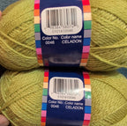 Herrschners Afghan Yarn 2 Ply Celadon Green Acrylic 2 Skein Lot 0046