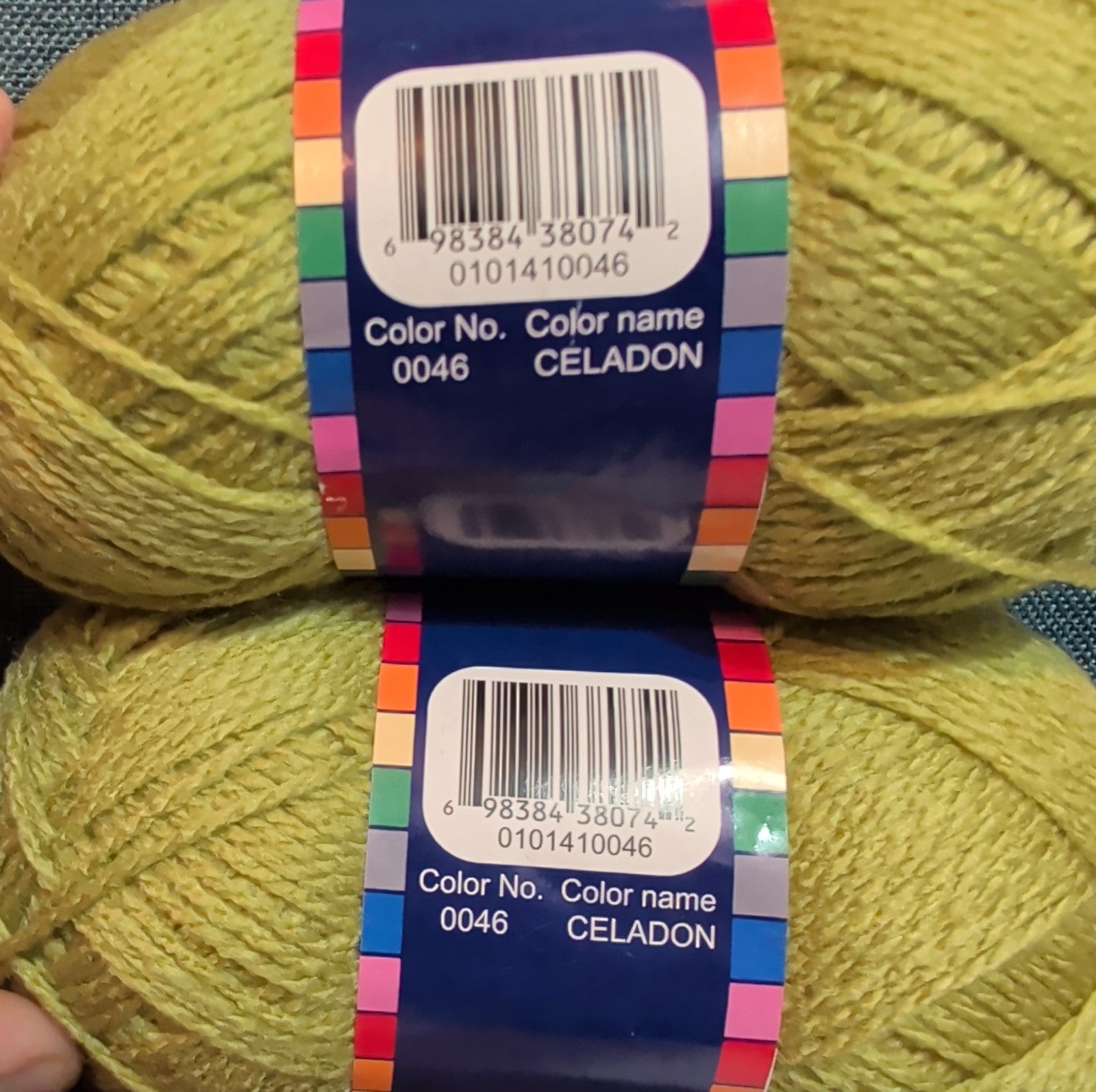 Herrschners Afghan Yarn 2 Ply Celadon Green Acrylic 2 Skein Lot 0046