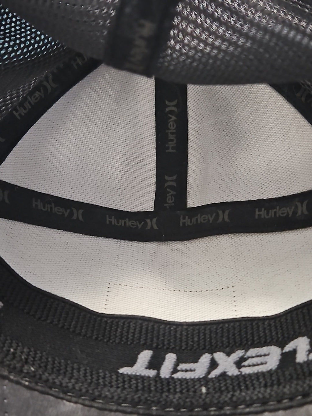 Hurley Flex-Fit Mission Trucker Hat Cap Size L/XL Gray Mesh Performance Surf