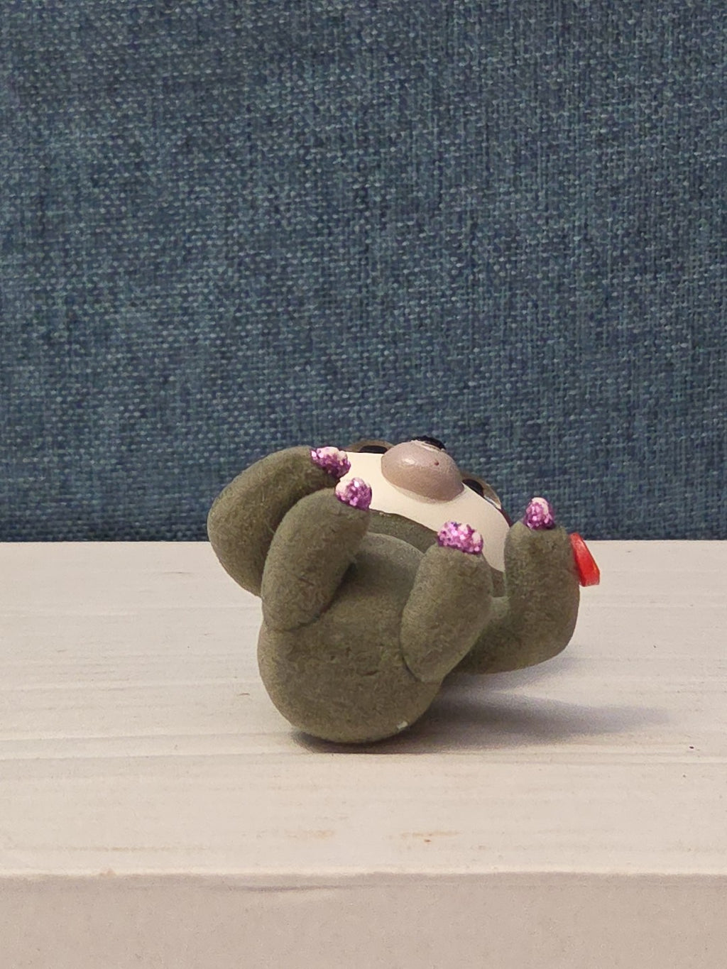 TY Mini Boos Series 4 Dangler The Sloth Figure | 2" Flocked Collectible | Glitte