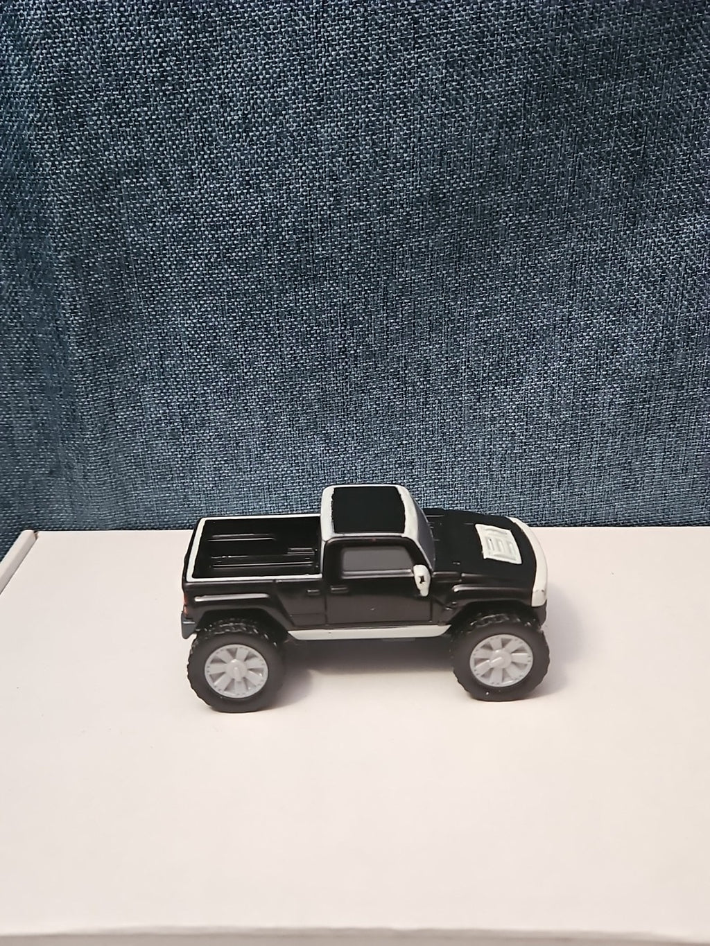 McDonald's Hummer H3T Toy Truck | 2006 Happy Meal Friction Car | Black & White