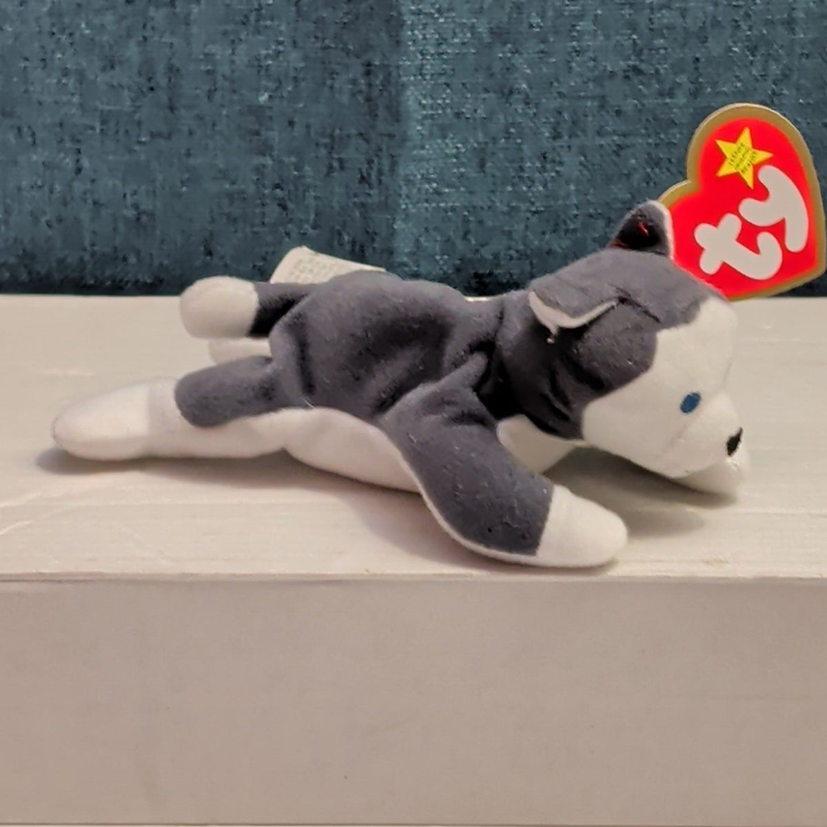Ty Teenie Beanie Baby Nook the Husky 1999 McDonald's Plush Dog Grey White Tag