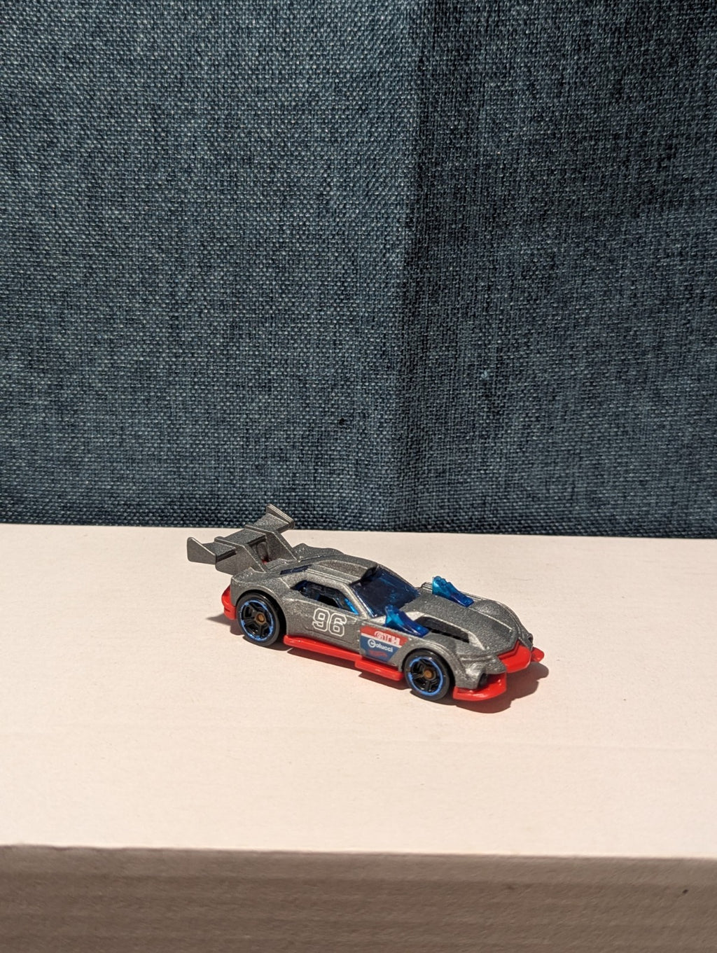 Hot Wheels GT HUNTER 2014 First Edition Night Burnerz #96 Silver Loose | Good