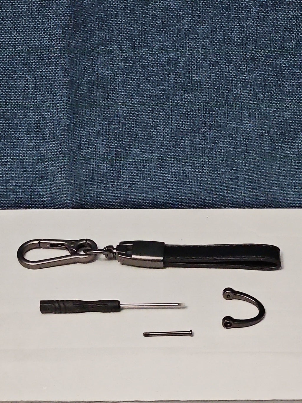 Genuine Leather GMC Car Keychain Set | Black Metal Key Ring Screwdriver Included