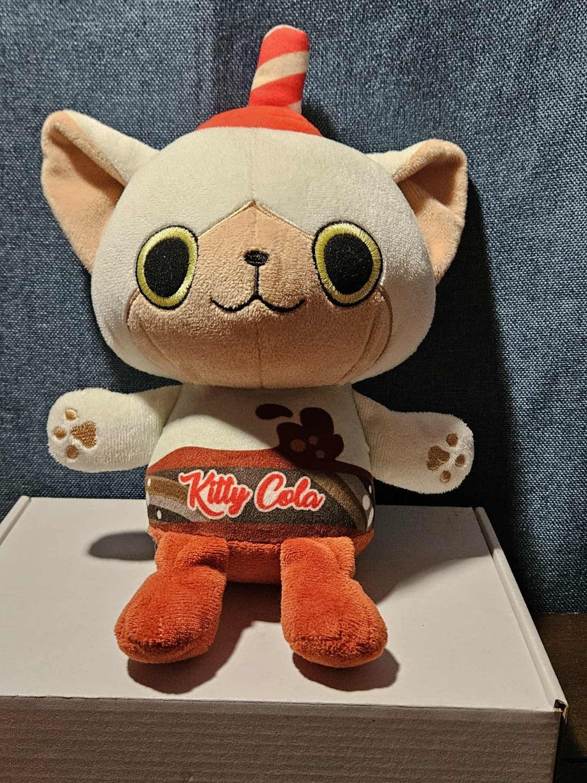 Funko Paka Paka SODA KATS Kitty Cola Plush | 7" Stuffed Animal Cat | Kawaii Toy