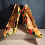 Liliana Fruit Print Pumps 8.5 Scalloped Stiletto Heels Watercolor Fruit Salad