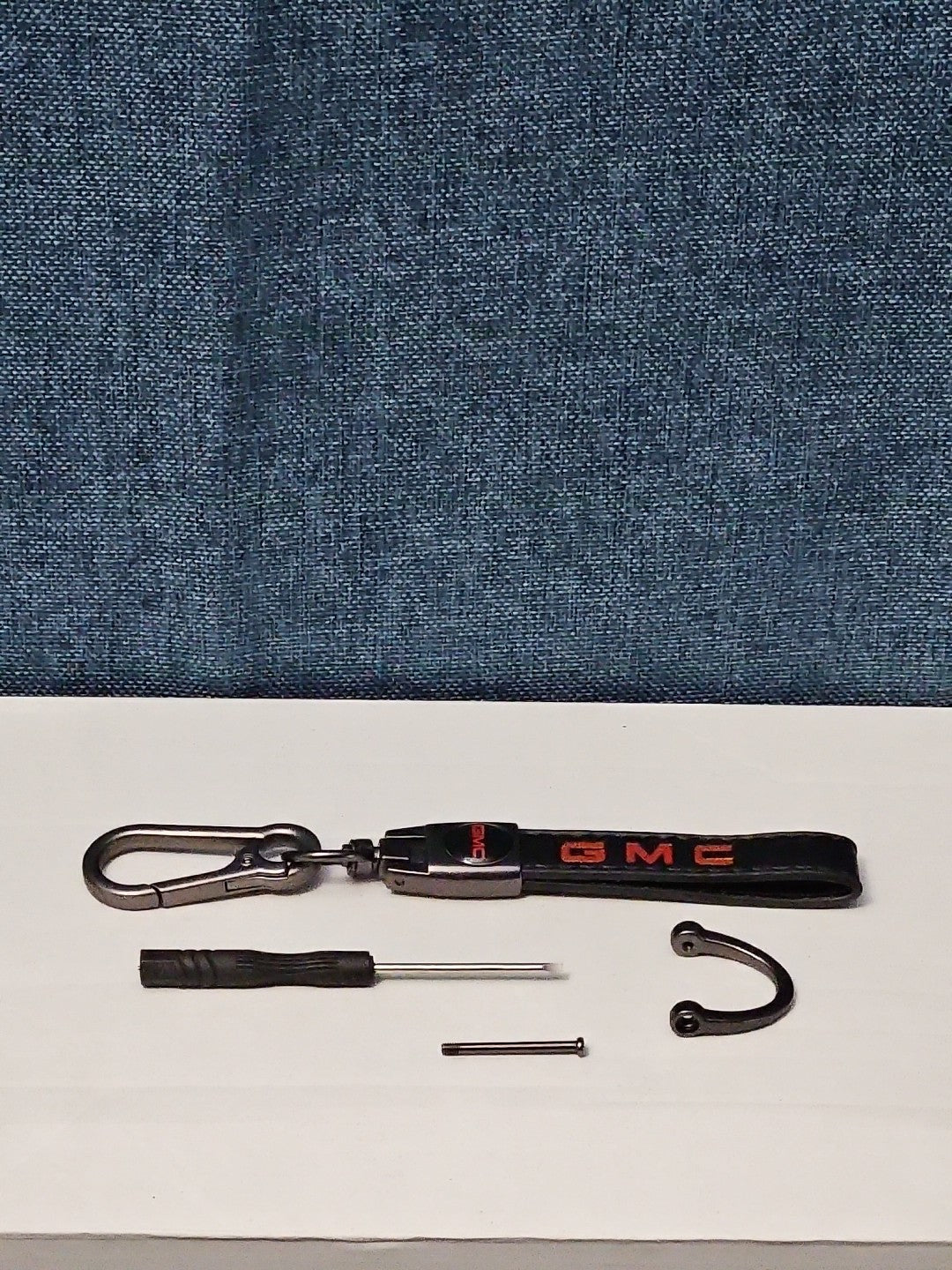 Genuine Leather GMC Car Keychain Set | Black Metal Key Ring Screwdriver Included