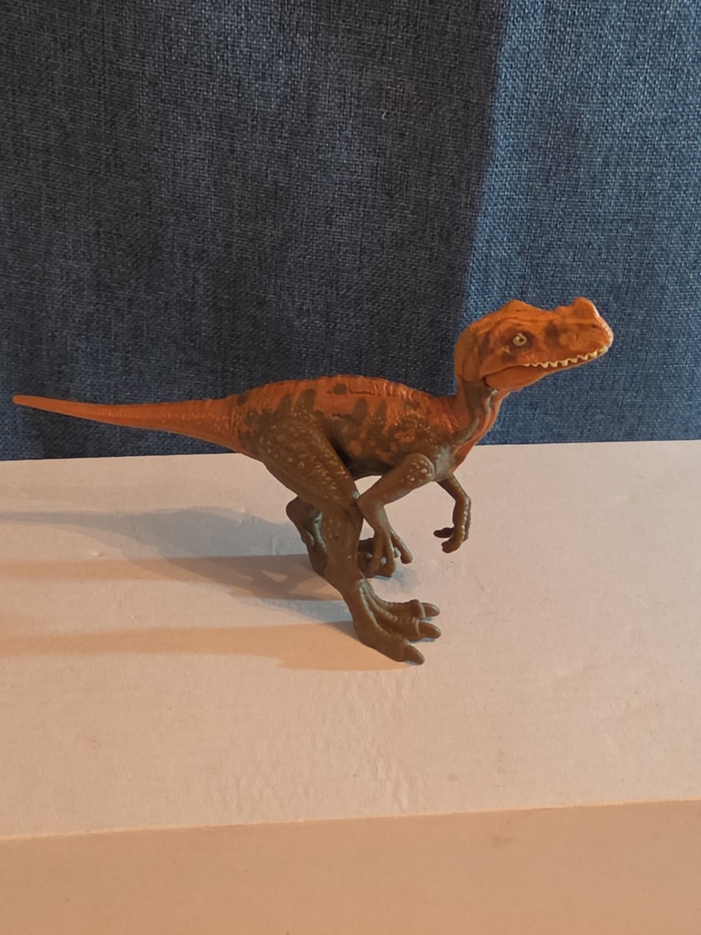 Mattel Jurassic World Attack Pack Proceratosaurus Dinosaur Action Figure