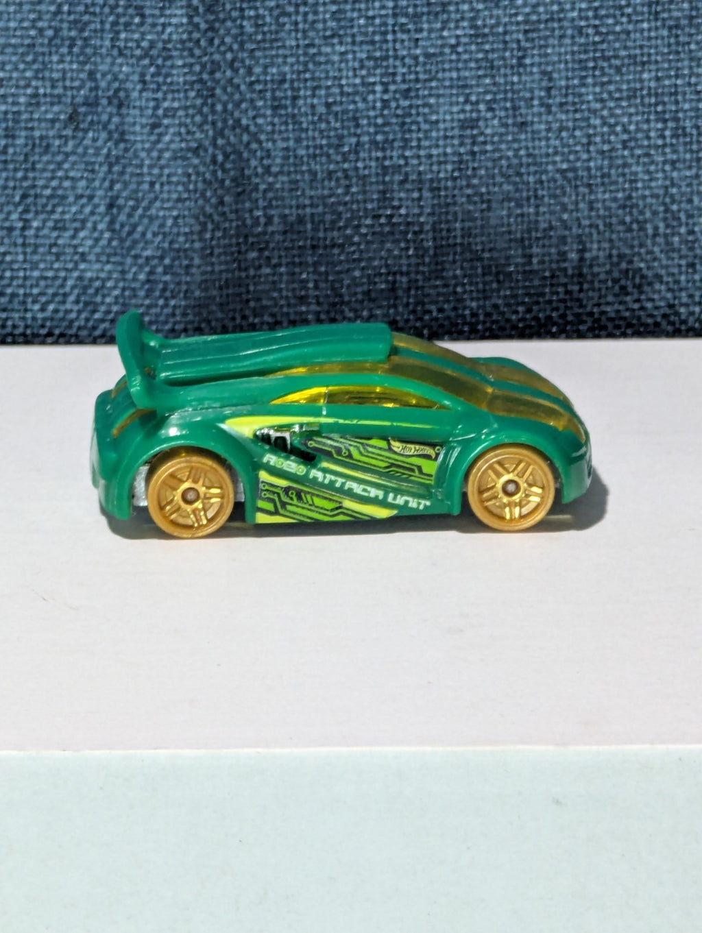 Hot Wheels Technetium Green Diecast Car | Nitrobot Attack Set Exclusive | Track