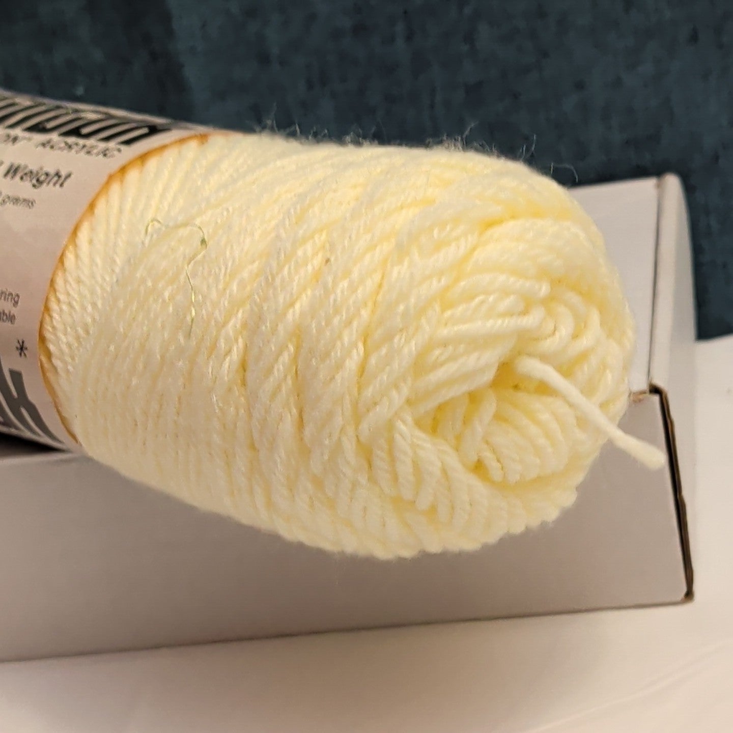 Vintage Wintuk Yarn 100% Orlon Acrylic Fisherman Cream 4-Ply Worsted Weight NOS