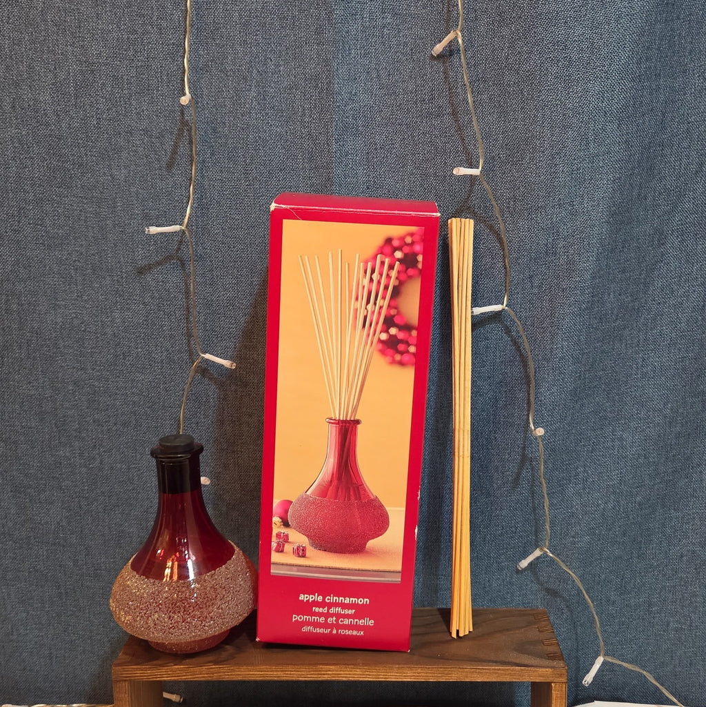 Pier 1 Imports Apple Cinnamon Reed Diffuser Red Glass