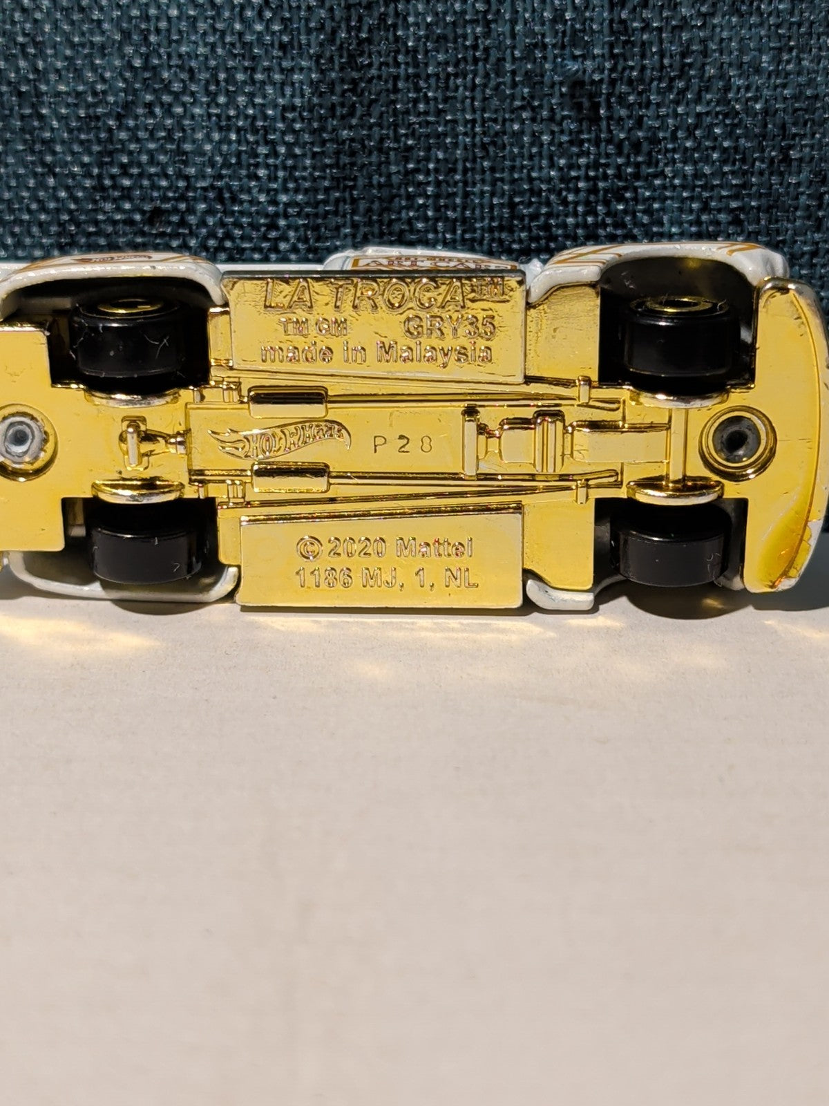 Hot Wheels La Troca | 2021 HW Art Cars White & Gold Lowrider Truck | Loose