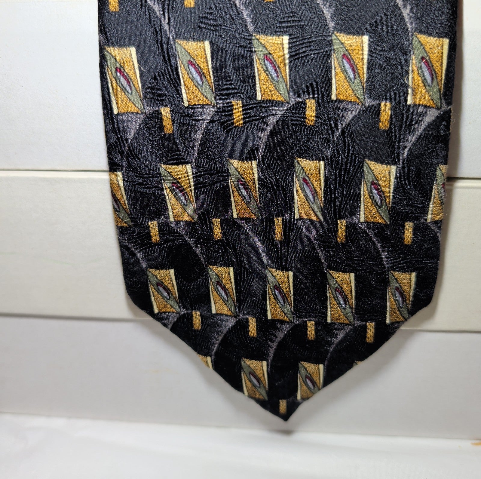 Vtg Ferrell Reed for Edwards Silk Neck Tie Black Gold Geometric Art Deco 59.5