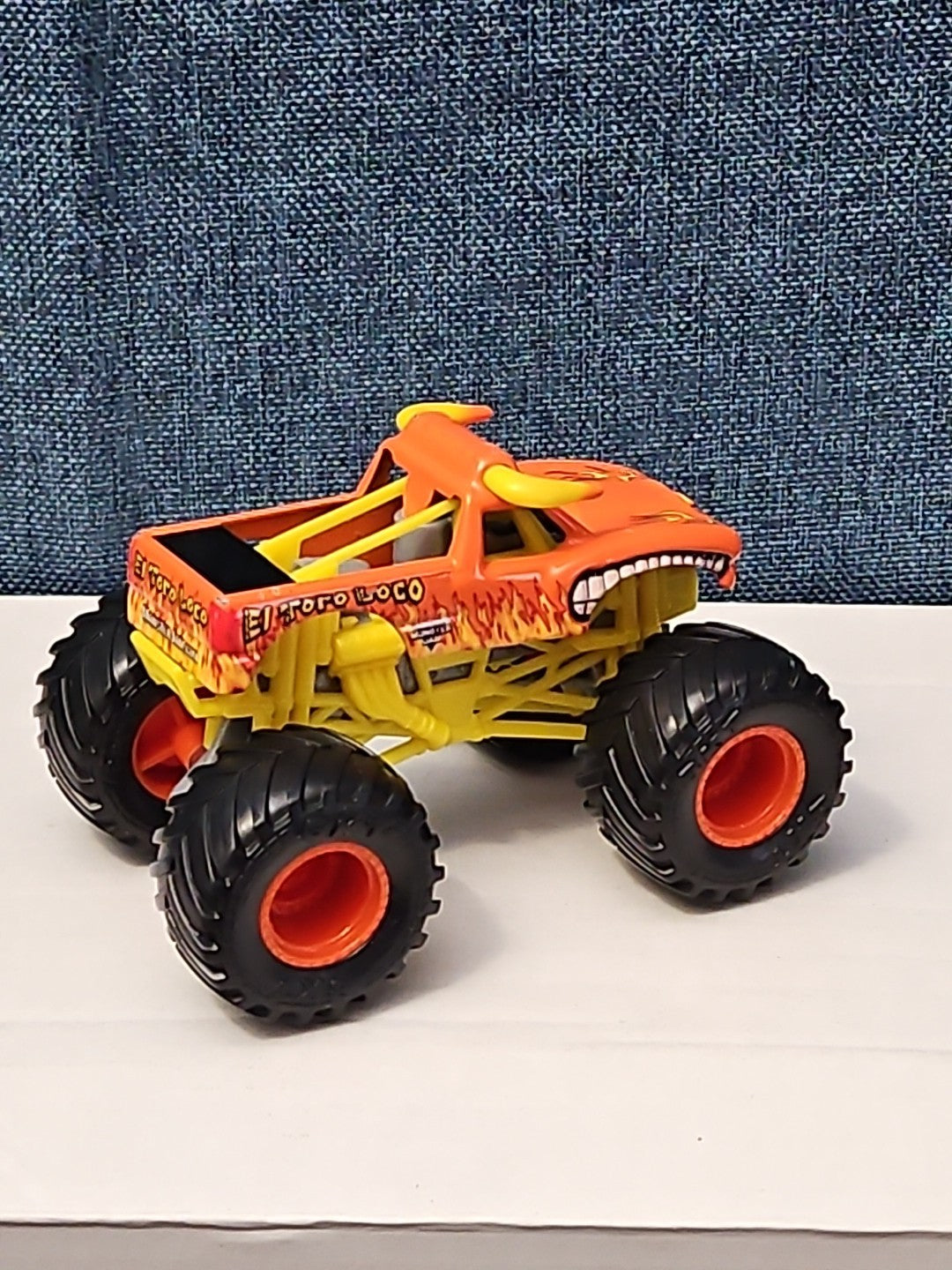 Hot Wheels El Toro Loco Monster Truck | Orange Crazy Bull | 1:64 Scale