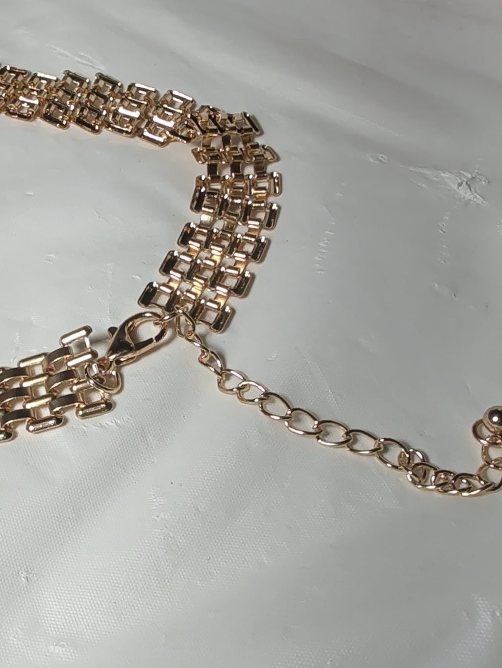 Gold Tone Wide Link Mesh Choker Necklace Y2K Retro Glam NWT