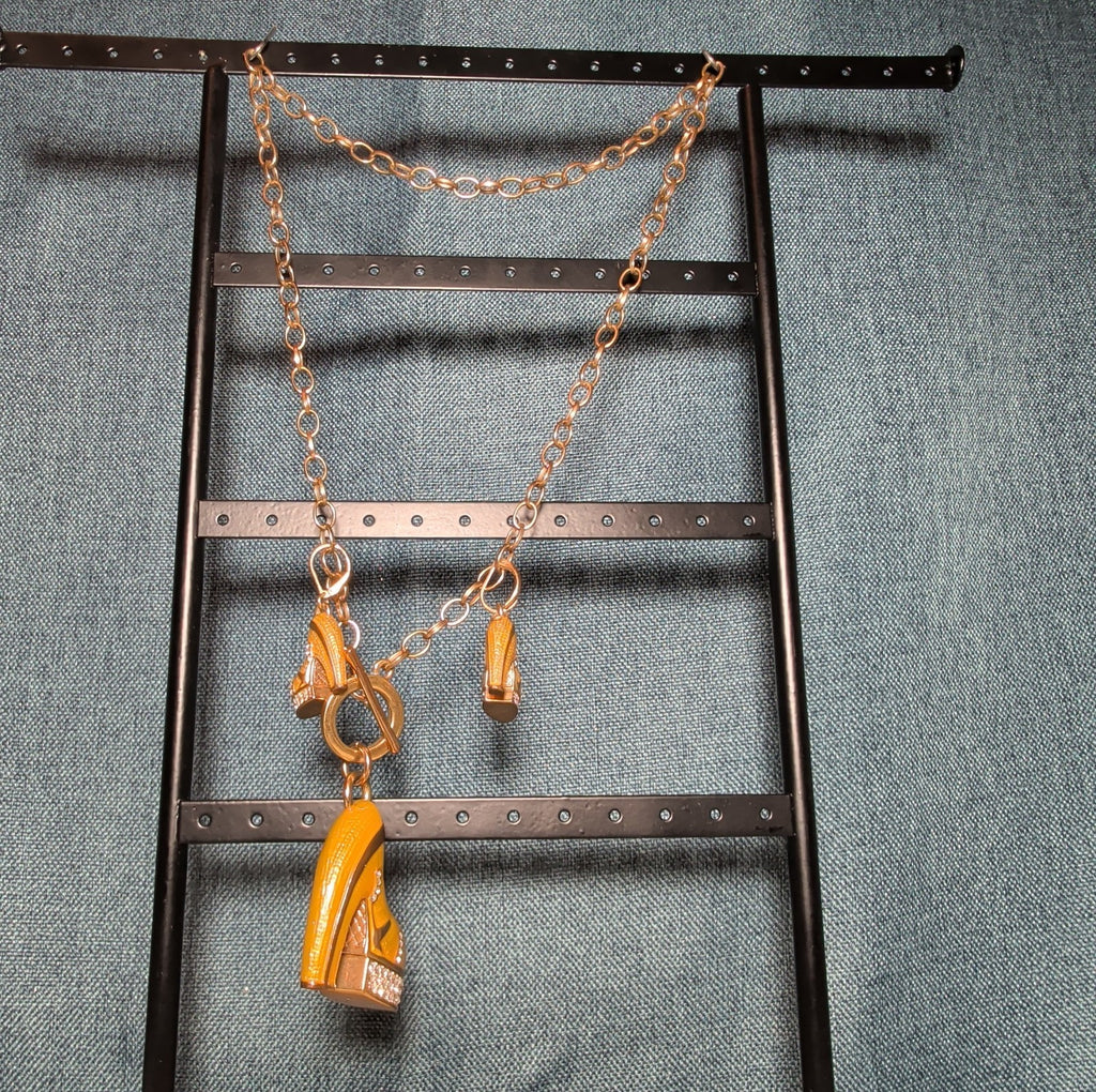 High Heel Shoe Pendant Necklace Gold Tone Rhinestone Y2K