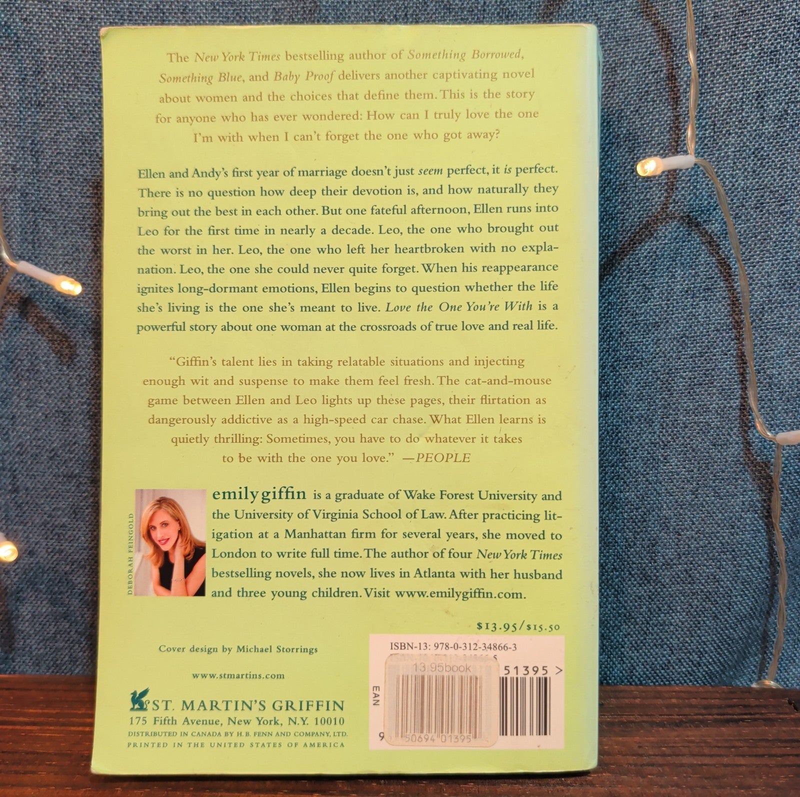 Emily Giffin Love The One Youre With Paperback