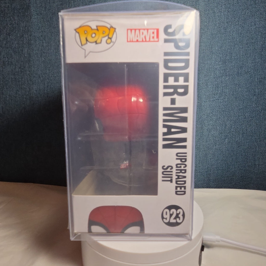 Funko Pop Marvel Spider-Man 923 Upgraded Suit No Way Home in Box with Protector