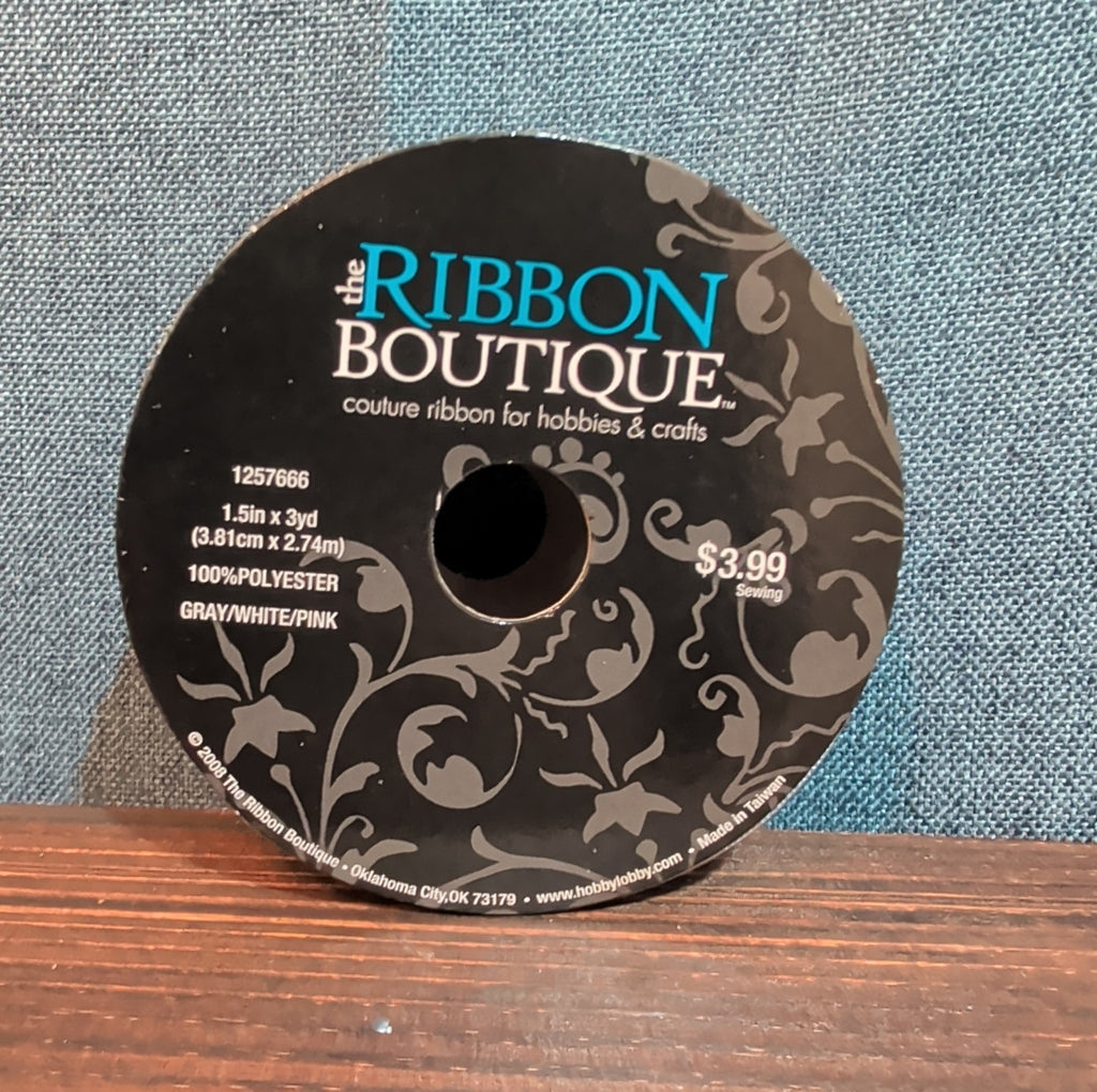 Ribbon Boutique Elephant Heart Grosgrain 1.5 in x 3 yd elephant